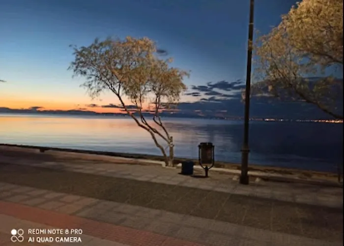 Kalendes * Néoi Epivátai